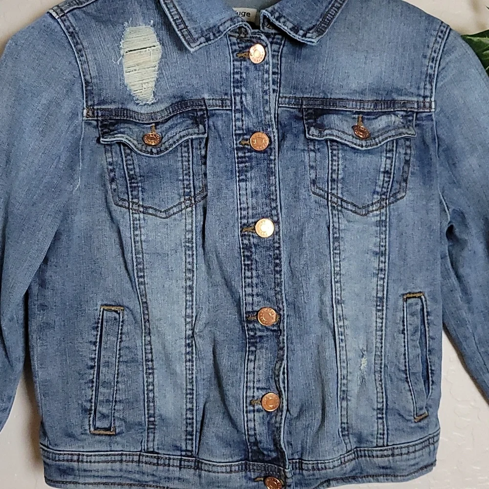 REFUGE Distressed Jean Trucker Jacket  M